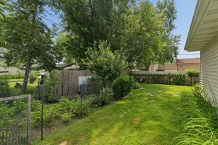 1320 N Harriman St, Appleton, WI 54911 - Photo 22