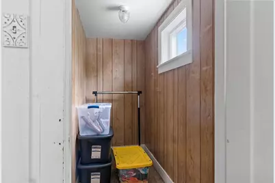 1011 Stuart Street, Green Bay, WI 54301 - Photo 10