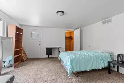 1011 Stuart Street, Green Bay, WI 54301 - Photo 18