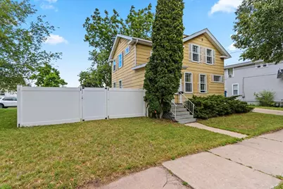 1011 Stuart Street, Green Bay, WI 54301 - Photo 26