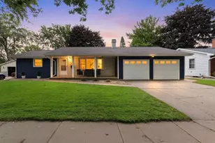 1222 Royal Blvd, Green Bay, WI 54303 - Photo 2