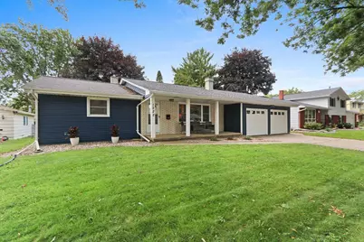 1222 Royal Boulevard, Green Bay, WI 54303 - Photo 1