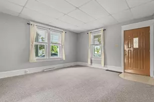 1412 N Durkee St, Appleton, WI 54911 - Photo 2