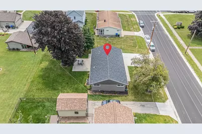 906 Oshkosh Street, New London, WI 54961 - Photo 28