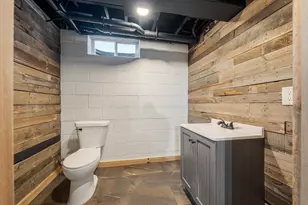906 Oshkosh St, New London, WI 54961 - Photo 24