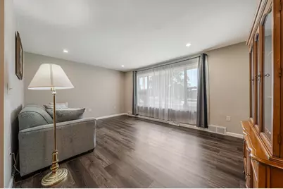 906 Oshkosh Street, New London, WI 54961 - Photo 8