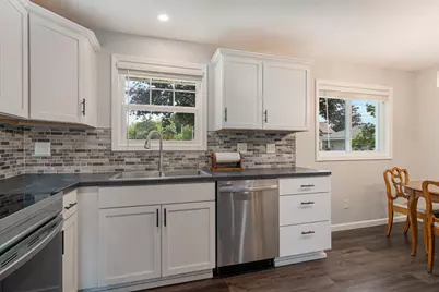 906 Oshkosh Street, New London, WI 54961 - Photo 12