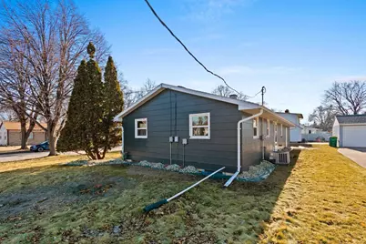 915 Park Street, Green Bay, WI 54303 - Photo 32