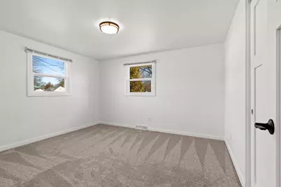 915 Park Street, Green Bay, WI 54303 - Photo 20