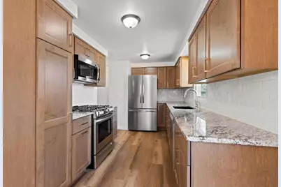 915 Park Street, Green Bay, WI 54303 - Photo 14