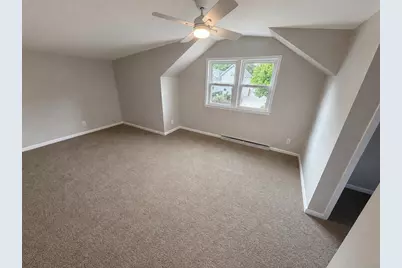 928 Harney Avenue, Oshkosh, WI 54901 - Photo 8