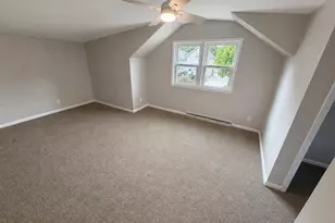 928 Harney Ave, Oshkosh, WI 54901 - Photo 8