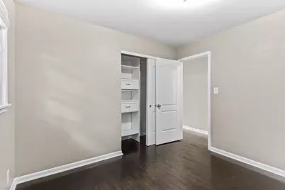 7615 N Delta Place, Milwaukee, WI 53223 - Photo 16
