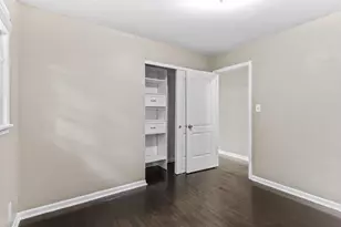 7615 N Delta Pl, Milwaukee, WI 53223 - Photo 16