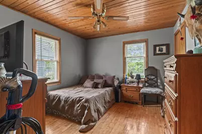 215 N Division Street, Waupaca, WI 54981 - Photo 10