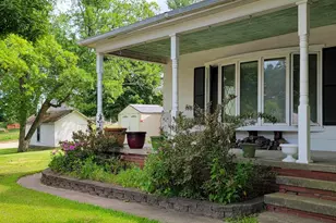 716 S Bridge St, Manawa, WI 54949 - Photo 4