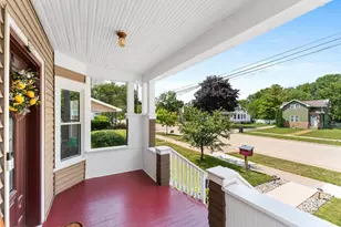 823 W 4th Ave, Oshkosh, WI 54902 - Photo 4