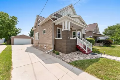 823 W 4th Avenue, Oshkosh, WI 54902 - Photo 56