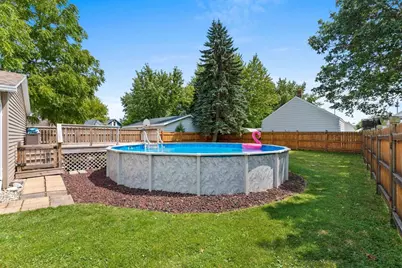 823 W 4th Avenue, Oshkosh, WI 54902 - Photo 46