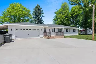 W5184 Shady Ln, Shawano, WI 54166 - Photo 4
