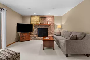 1511 S Rebecca Ln, Appleton, WI 54915 - Photo 8