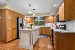 1511 S Rebecca Ln, Appleton, WI 54915 - Photo 6