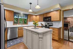 1511 S Rebecca Ln, Appleton, WI 54915 - Photo 4