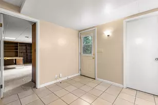 W6425 Lakeview Ct, Menasha, WI 54952 - Photo 42