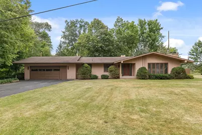 W6425 Lakeview Court, Menasha, WI 54952 - Photo 1