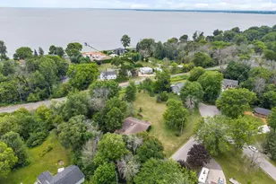 W6425 Lakeview Ct, Menasha, WI 54952 - Photo 78