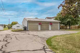 115 N 3rd St, Reedsville, WI 54230 - Photo 44