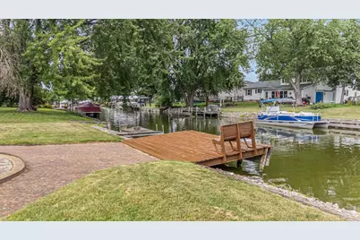 2104 Hazel Street, Oshkosh, WI 54901 - Photo 32
