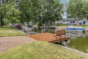 2104 Hazel St, Oshkosh, WI 54901 - Photo 32