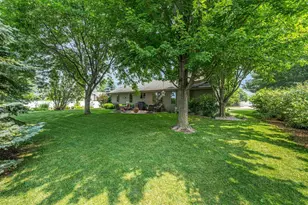 N9539 Chadbury Ln, Appleton, WI 54915 - Photo 2