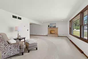 419 W Ramsdell St, Marion, WI 54950 - Photo 6
