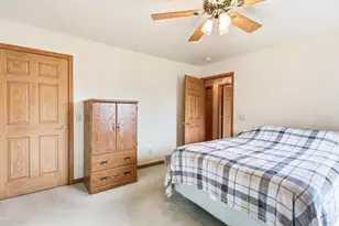 3225 S 26th St, Manitowoc, WI 54220 - Photo 16