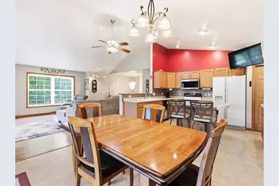 3225 S 26th Street, Manitowoc, WI 54220 - Photo 6