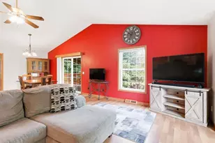 3225 S 26th St, Manitowoc, WI 54220 - Photo 4