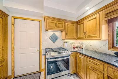 1627 N Eugene Street, Appleton, WI 54914 - Photo 10