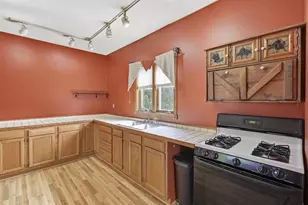 738 3rd St, Menasha, WI 54952 - Photo 6
