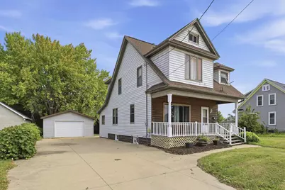 738 3rd Street, Menasha, WI 54952 - Photo 1