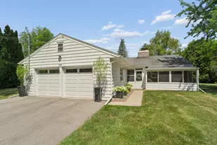 N7187 Winnebago Dr, Fond du Lac, WI 54935 - Photo 4