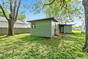 1322 Broad St, Oshkosh, WI 54901 - Photo 24