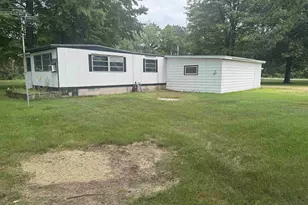 W5168 Shady Ln, Shawano, WI 54166 - Photo 12