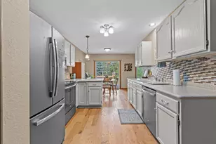 324 N Westhaven Dr, Oshkosh, WI 54904 - Photo 10
