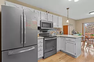 324 N Westhaven Dr, Oshkosh, WI 54904 - Photo 12
