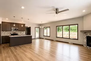 2607 Zen Way, Suamico, WI 54313 - Photo 4