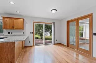 547 Clay St, Wrightstown, WI 54180 - Photo 8