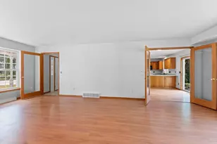 547 Clay St, Wrightstown, WI 54180 - Photo 12