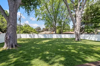 638 Sunnycrest Street, Green Bay, WI 54302 - Photo 30